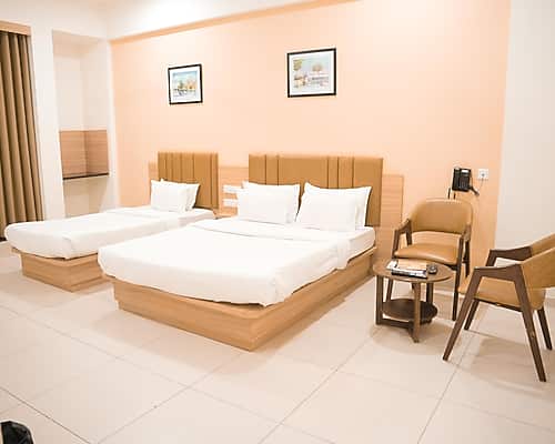 Budget accommodation at Sagar Darshan Guest House Somnath